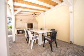 Family and Friends Apartments Laux